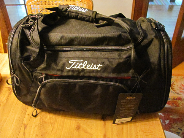 titleist duffle bag