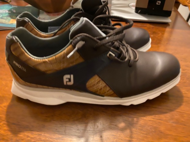 Payless store golf shoes